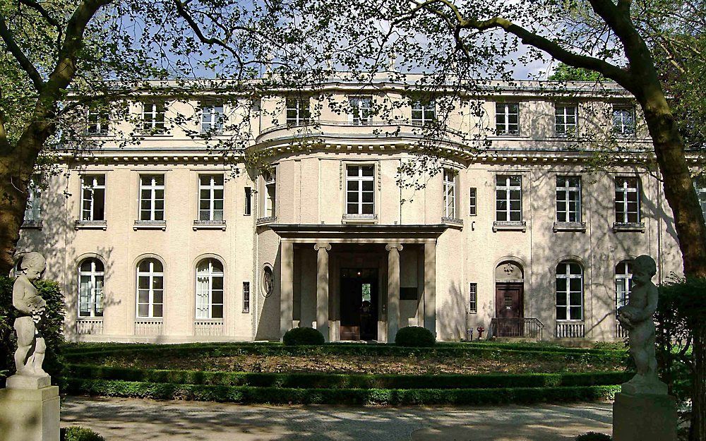 In ”Villa am Wannsee” is een permanente tentoonstelling over de Wannseeconferentie ingericht. Foto Times/ Wikimedia