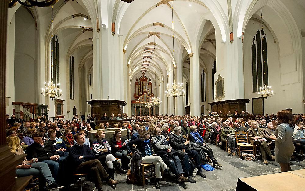 In de Jacobikerk te Utrecht vond woensdag het eerste Jacobidebat plaats van dit jaar. Foto Erik Kottier