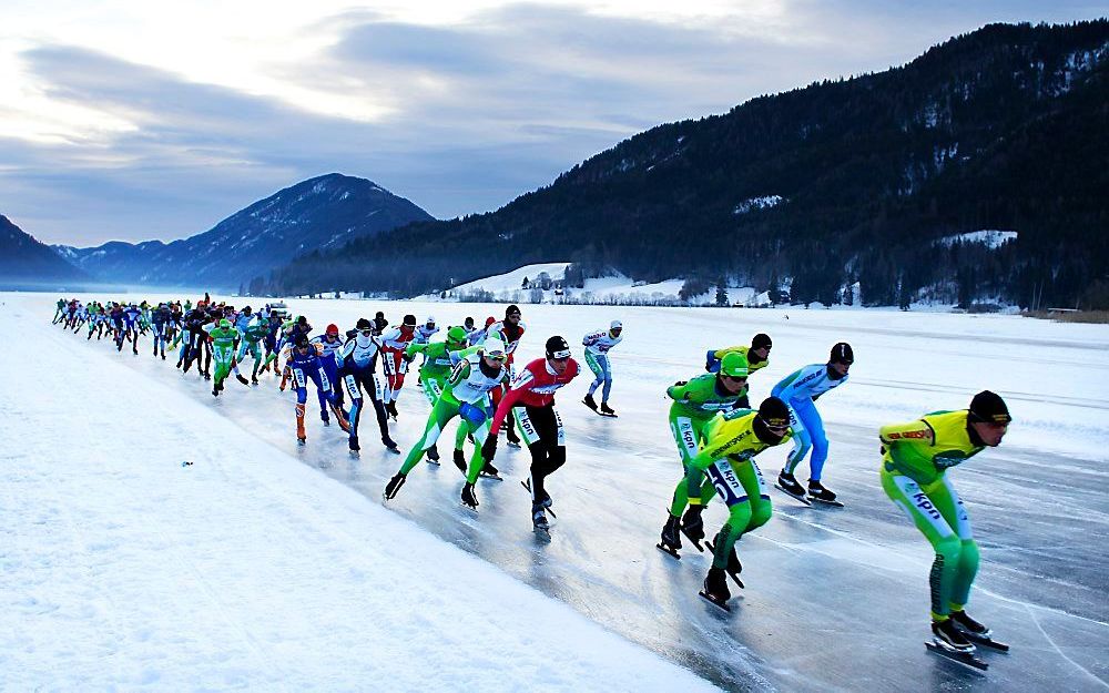 Schaatsers op de Weissensee. Foto ANP