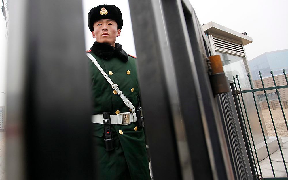 Beveiliging in Peking bij de besprekingen tussen de VS en Noord-Korea. Foto EPA