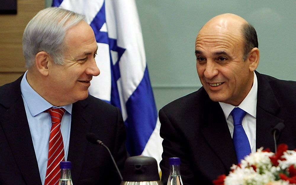 Netanyahu (l) en Mofaz. Foto EPA