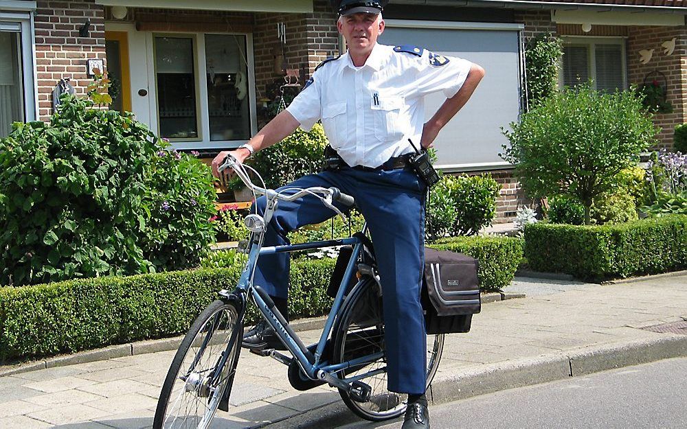 Wijkagent Gijs van Veldhuizen. Foto politie Gelderland-Midden