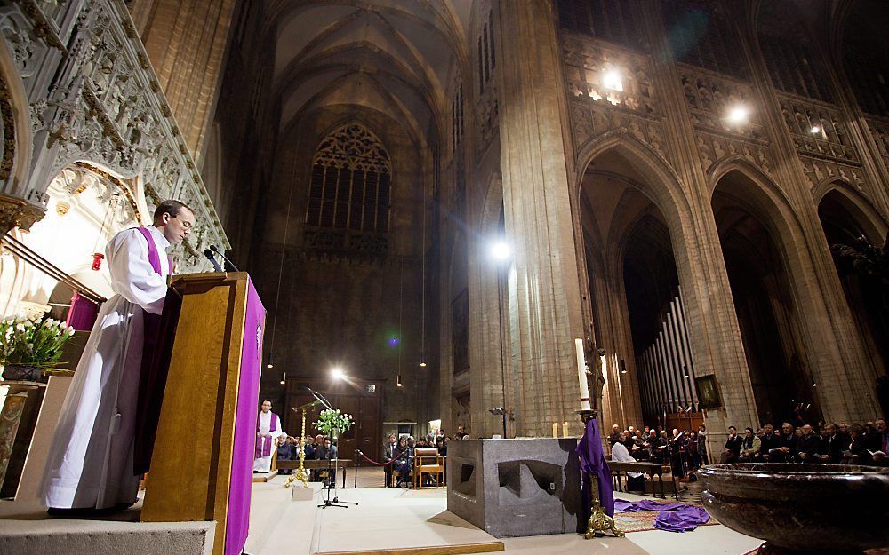 De gebedswake in Leuven, woensdagavond. Foto EPA