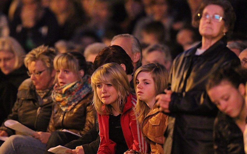 Gebedswake in de Sint-Jozefkerk in Lommel.  Foto EPA