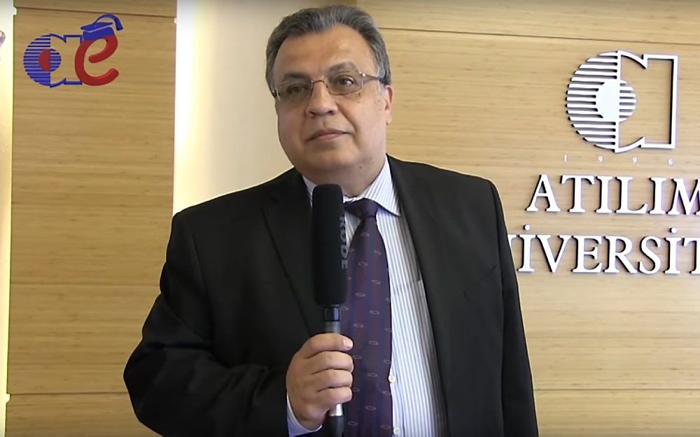 Andrej Karlov. beeld YouTube