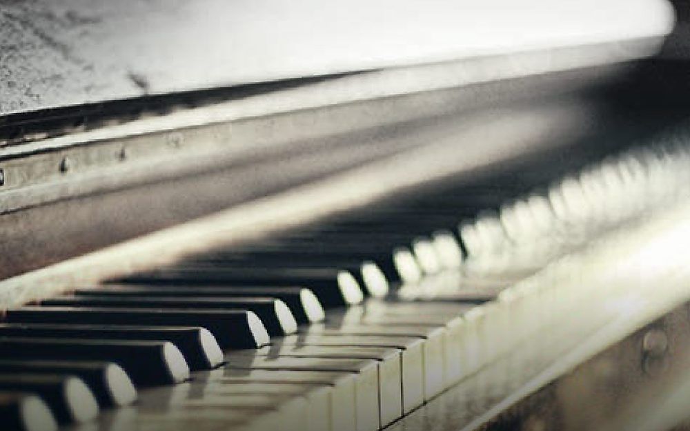 Hendrik Jan van der Heiden piano