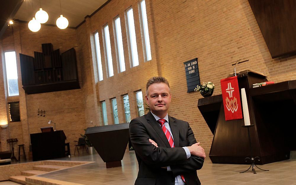 Kand. G.m. Van Putten Kand. R. van Putten eerste onbetaalde predikant in PKN