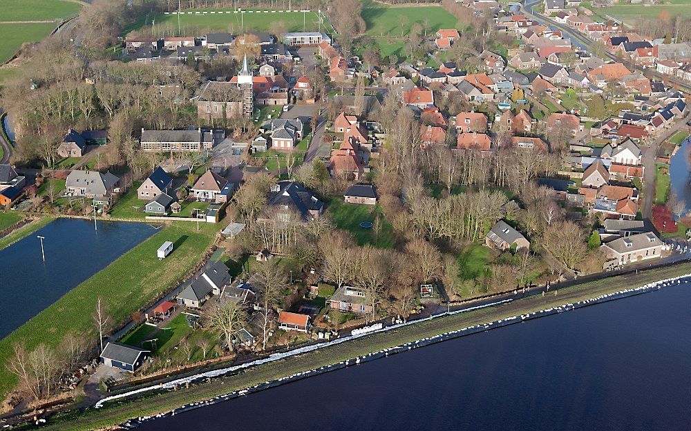 Verstevigen Dijk Bij Woltersum Begint Dinsdag