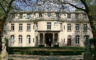 In ”Villa am Wannsee” is een permanente tentoonstelling over de Wannseeconferentie ingericht. Foto Times/ Wikimedia