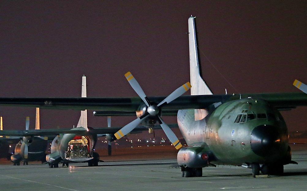 Vliegtuigen op Incirlik. Beeld EPA