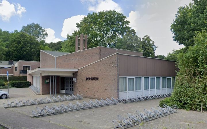 Buitenkant Sionskerk te Nunspeet.