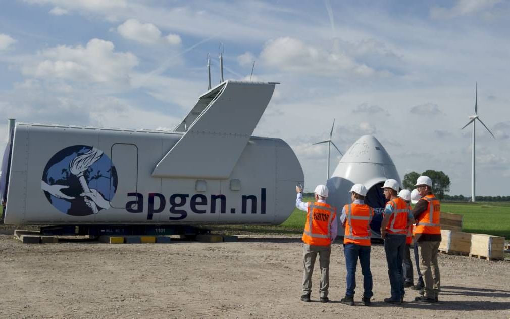 HALDERBERGE. In de West-Brabantse gemeente Halderberge komen vijf nieuwe windmolens te staan. Een ervan is gefinancierd door het Apostolisch Genootschap (ApGen.nl). beeld Eneco