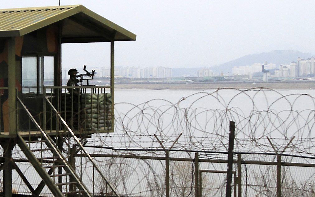 Het Noord-Koreaanse leger zegt dat het definitieve goedkeuring heeft voor „genadeloze” militaire aanvallen op de Verenigde Staten met inbegrip van gebruikmaking van kernwapens.  Foto EPA