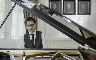 Pianist Wouter Harbers. beeld Klomp Creative