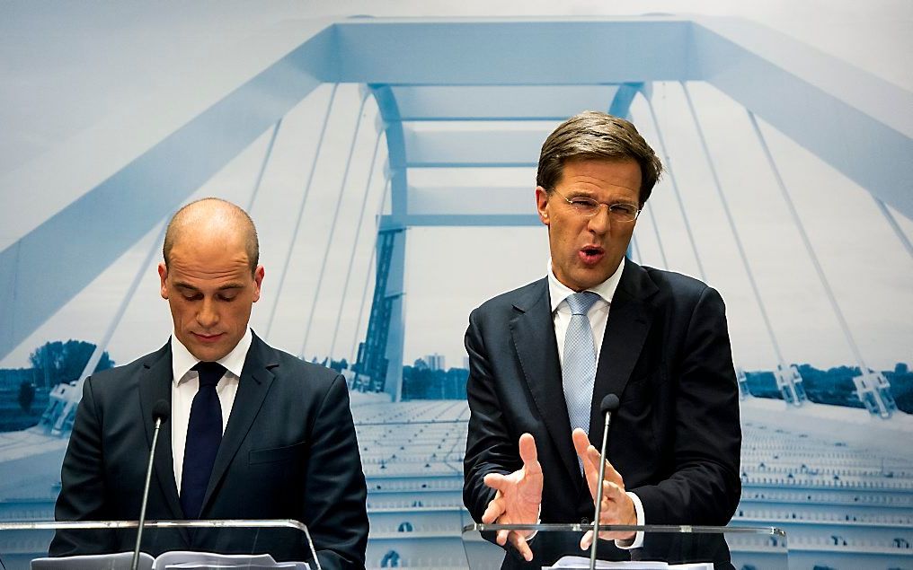 Rutte en Samsom geven een toelichting op het regeerakkoord. Foto ANP