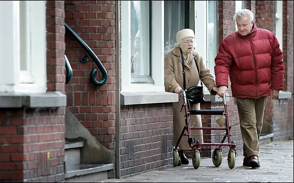 Ouderen voelen zich onveiliger op straat. beeld ANP