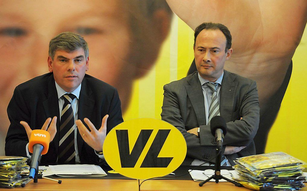 Filip de Winter (l.) van Vlaams Belang. Foto EPA