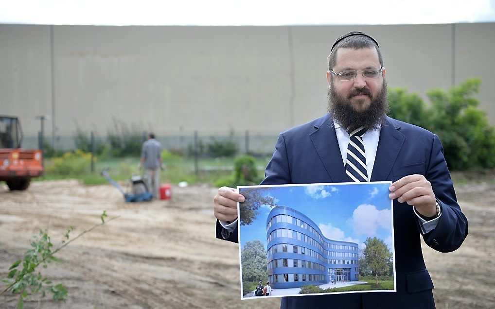 Rabbijn Yehuda Teichtal presenteerde woensdag het plan voor een nieuwe joodse campus in Berlijn. Beeld EPA