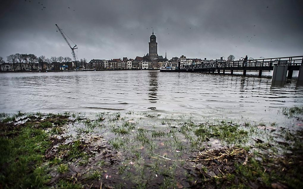 Hoogwater bij Deventer. beeld Carel Schutte