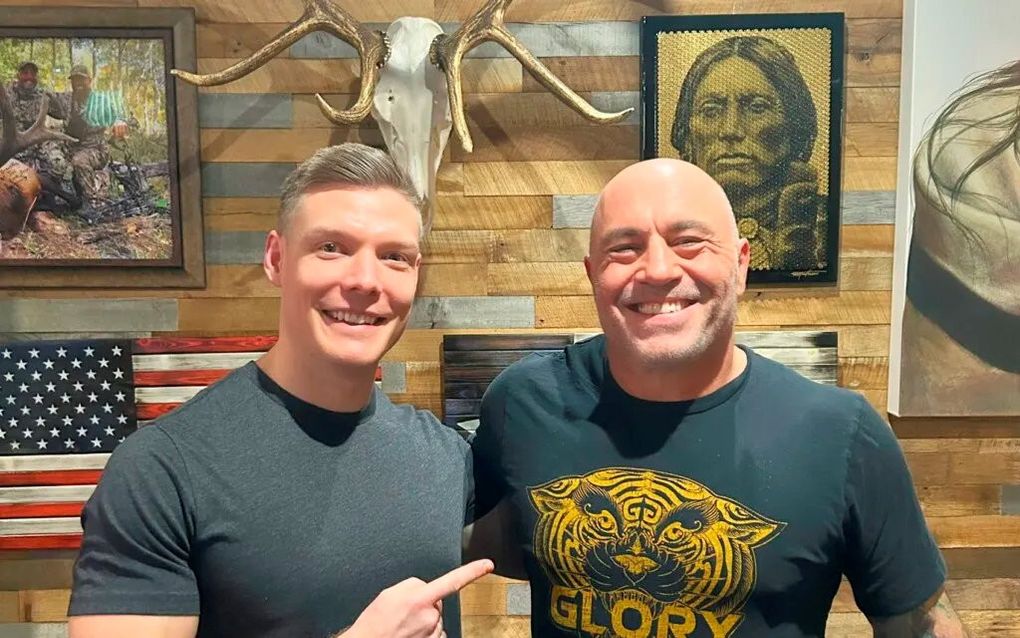 Wesley Huff (l.) en Joe Rogan. beeld X, Wesley Huff