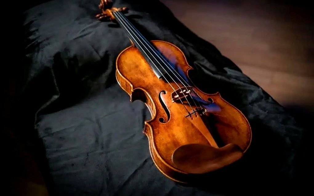 Foto van een andere viool van Stradivarius. De Amerikaanse violist Charles Castleman schonk dit instrument in 2024 aan Myriad USA, de Amerikaanse entiteit van de Koning Boudewijnstichting. beeld Virginie Nguyen, Queen Elisabeth Competition