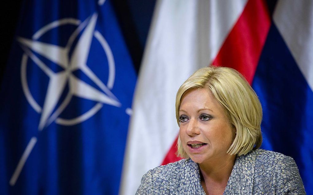 Minister Hennis-Plasschaert (Defensie). beeld ANP, Bart Maat