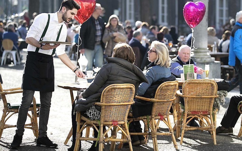 Een vleugje lente in Maastricht. beeld ANP