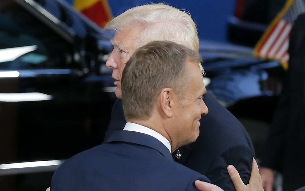 Tusk en Trump. beeld EPA