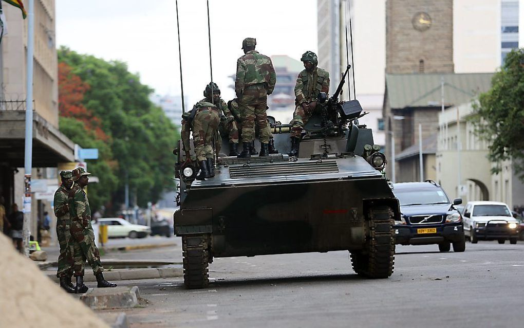 Het Zimbabwaanse leger heeft de controle over het Afrikaanse land overgenomen. beeld EPA, Aaron Ufemeli