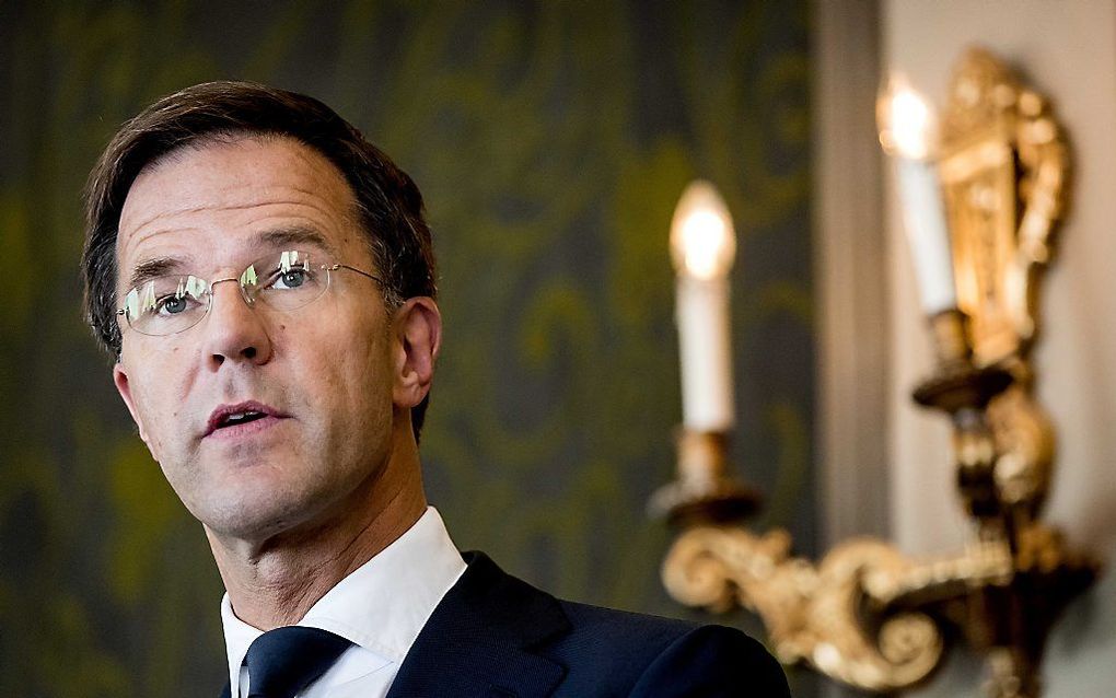 Premier Mark Rutte moet zondag proberen te bemiddelen tussen de deelnemers aan de ingelast EU-migratietop in Brussel. beeld ANP, Koen van Weel