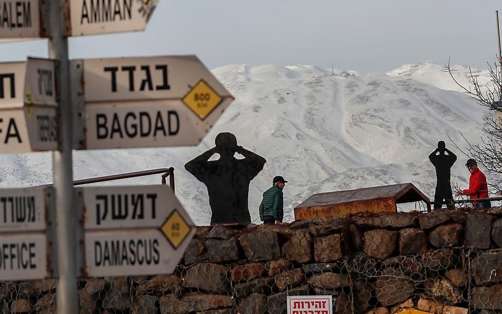 Israël onderschepte een raket die door Iraanse eenheden vanuit Syrië op de Golan werd afgevuurd. beeld EPA, Atef Safadi