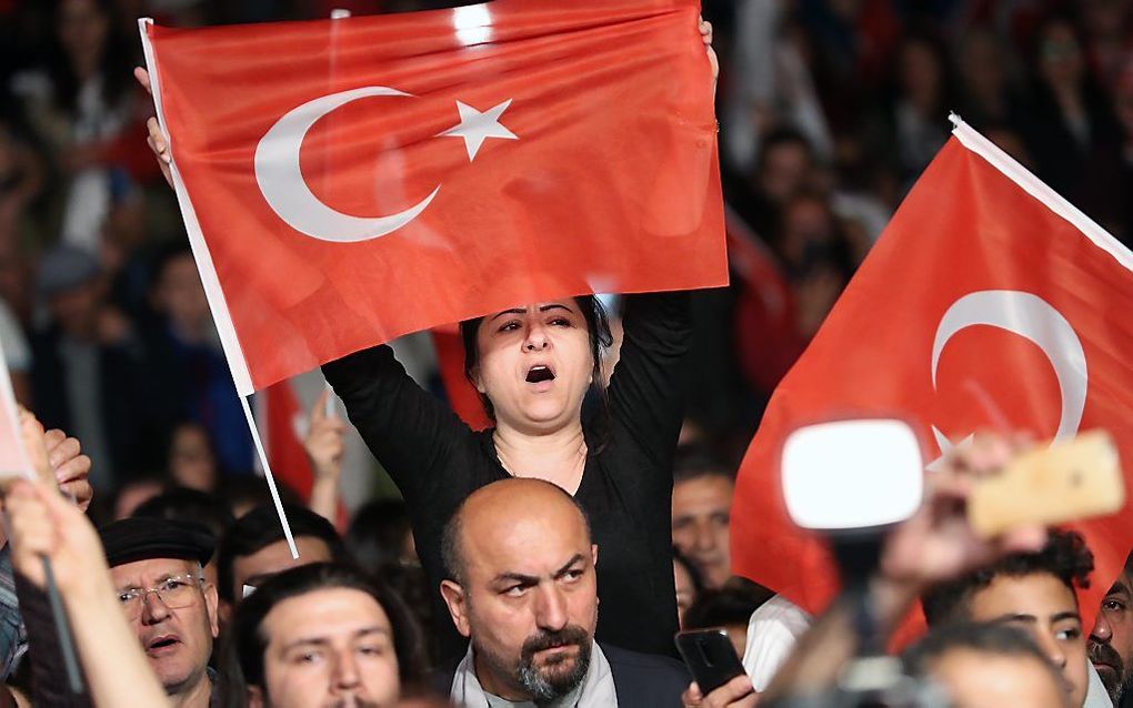 Boze kiezers in Istanbul die protesteren tegen herhaling van de verkiezingen. beeld EPA, Erdem Sahin