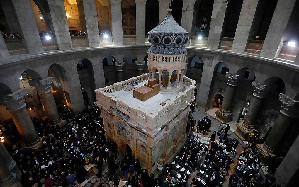 Grafkapel in Heilige Grafkerk in Jeruzalem.  beeld AFP, Menahem Kahana