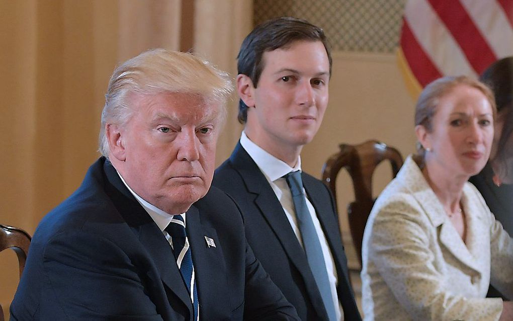 Trump en Kushner. beeld AFP