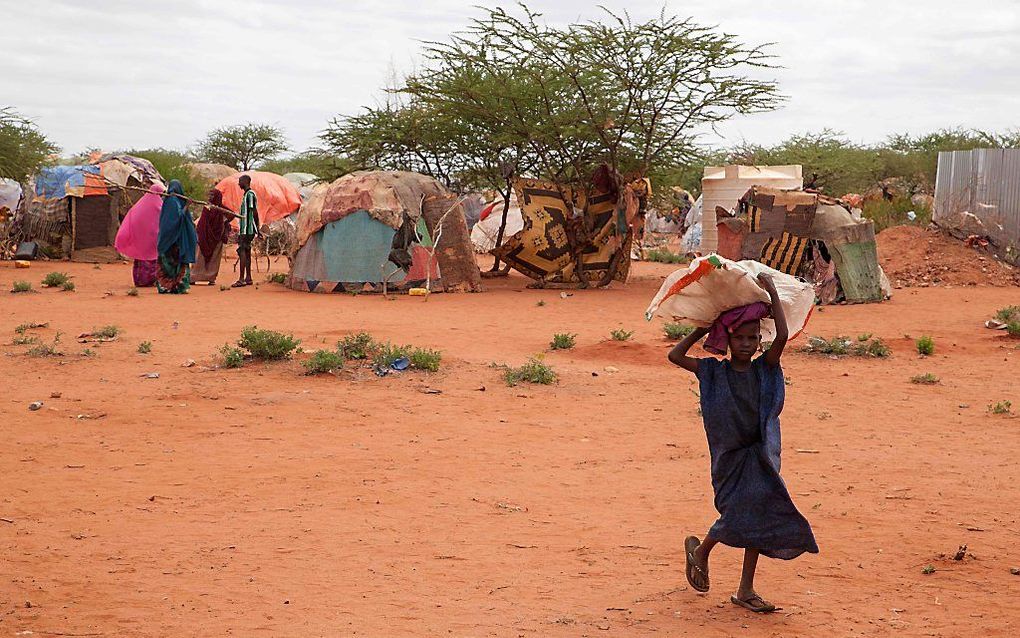 WENDER. Vooral in Afrika trouwen veel meisjes voor ze achttien zijn. beeld AFP, Chris Stein