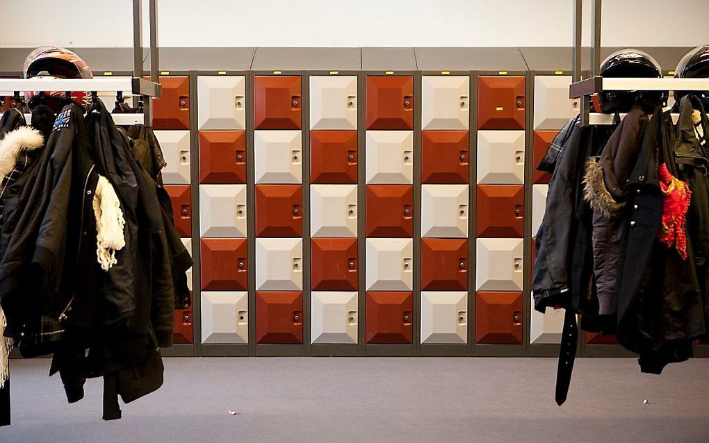 De garderobe van het Hoornbeeck College in Amersfoort. beeld ANP