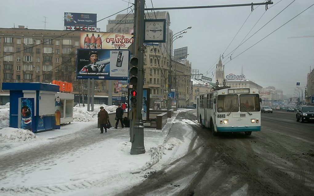 Straatbeeld van Moskou. 4 procent van de Russen wil de kou ontvluchten. beeld ANP