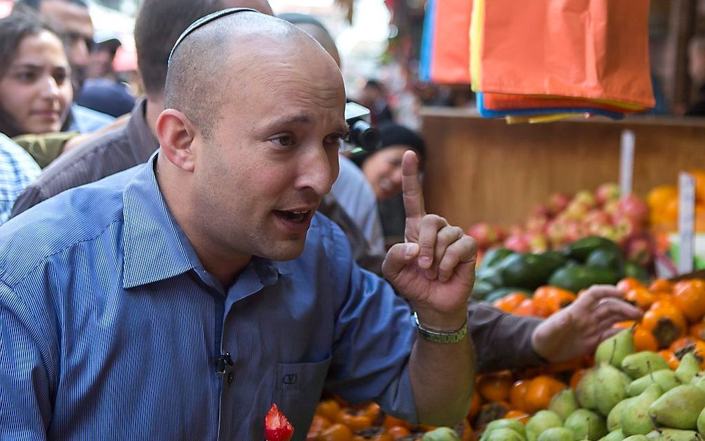 Tot ongenoegen van Yehudi neemt Netanyahu de Defensieportefeuille van Lieberman over. beeld EPA