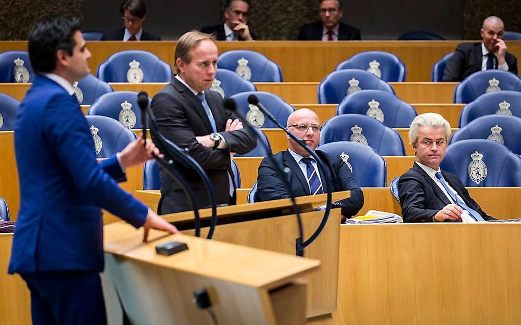 De Kamerleden Kuzu (l.) en Van der Staaij. beeld ANP, Valerie Kuypers