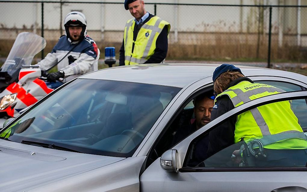 Grenscontrole bij Hazeldonk, kort na de aanslagen in Brussel. beeld ANP, Vincent Jannink