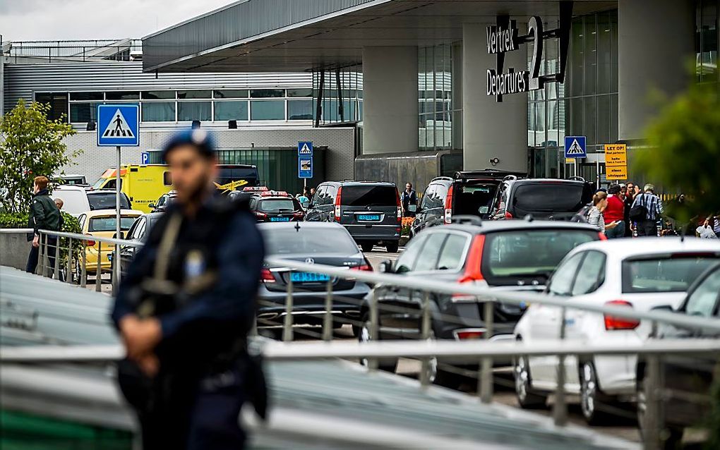 Strenge controle op Schiphol. beeld ANP