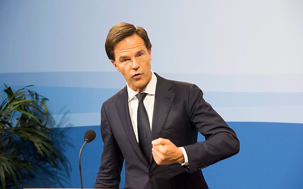 Premier Mark Rutte tijdens de wekelijkse persconferentie na afloop van de ministerraad. beeld ANP