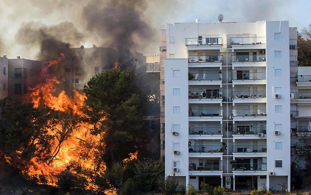 Brand in Haifa. beeld AFP