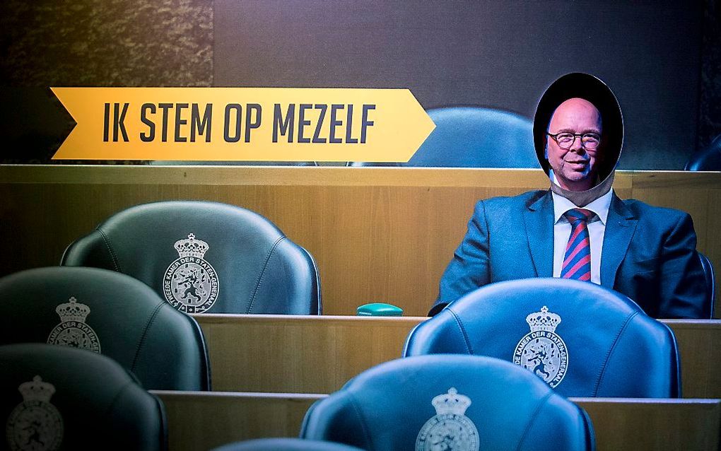 Jan Dijkgraaf wordt gepresenteerd als lijsttrekker voor de nieuwe politieke partij GeenPeil. Na het referendum over het Oekra•neverdrag wil GeenPeil nu de politiek van binnenuit opschudden. beeld ANP