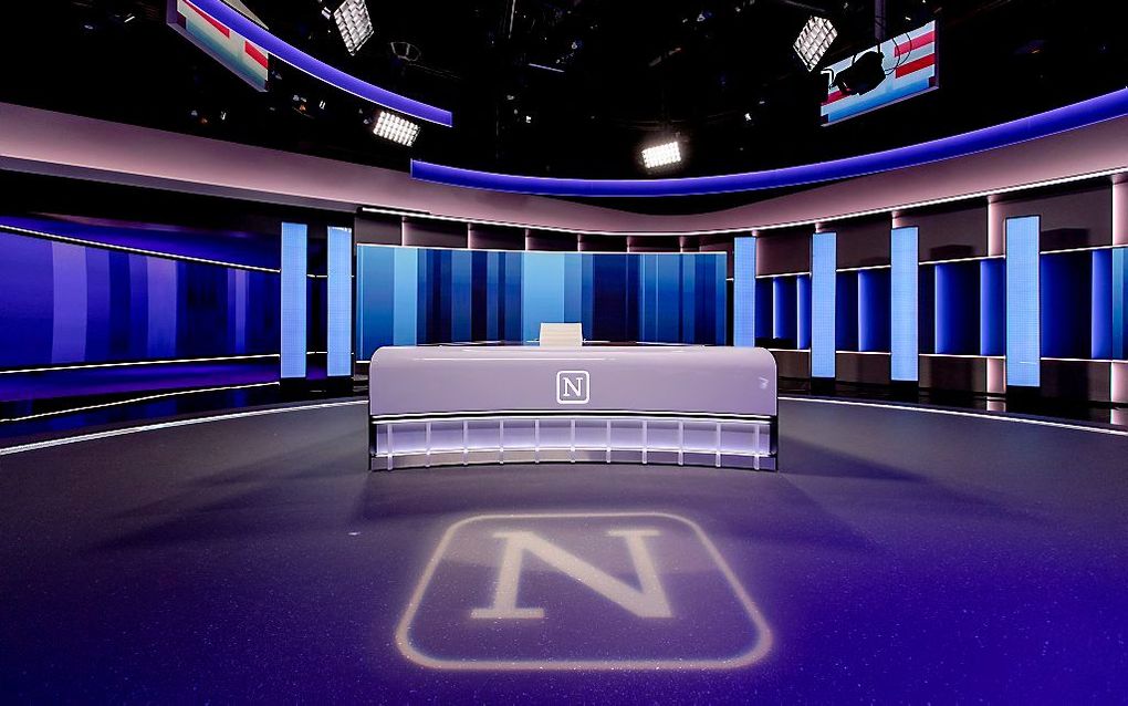 Het nieuwe decor in de studio die gebruikt wordt voor de uitzendingen van het NOS Journaal, Nieuwsuur (NOS/NTR) en het Jeugdjournaal.  beeld ANP