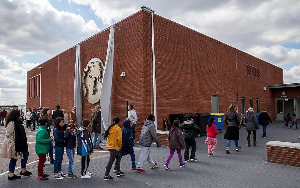 „Een mens is niet geschapen om de ander op een afstand te houden.” beeld ANP, Vincent Jannink