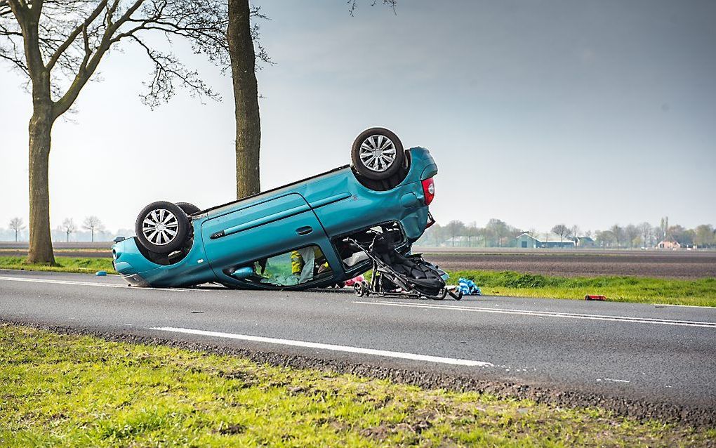 Auto-ongeluk (geen beeld van het ongeluk in Echt). beeld ANP