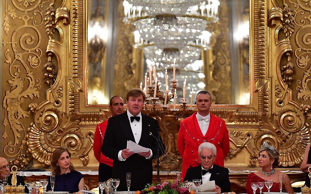 Koning Willem-Alexander houdt dinsdagavond een toespraak bij het staatsbanket in het Quirinaal paleis in Rome. beeld ANP