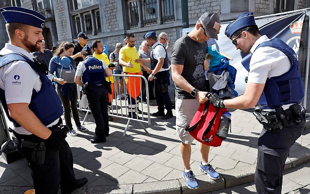 Verviers wordt ook in verband gebracht met de aanslagen in Parijs en Brussel. Foto: De politie is waakzaam tijdens een wielerevenement in Verviers. beeld ANP