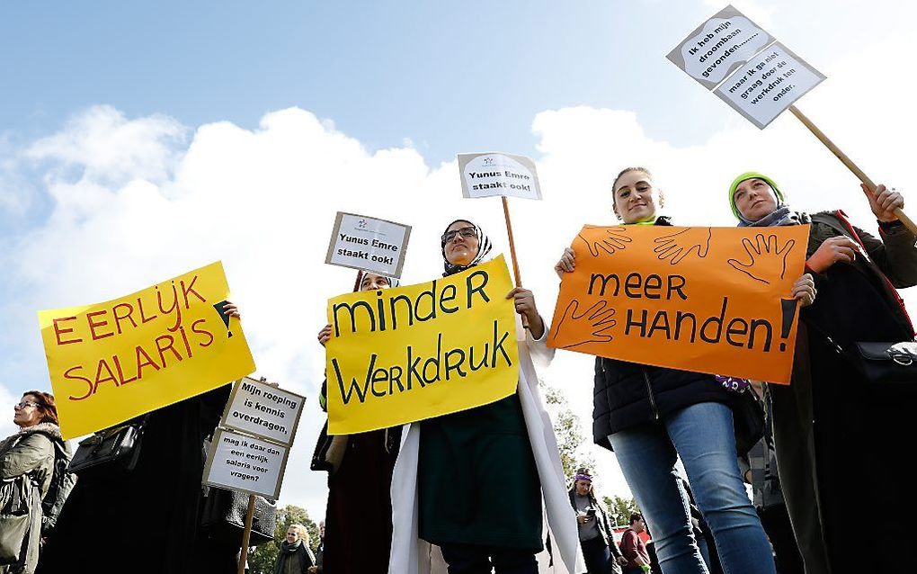 Stakende docenten op het Malieveld. beeld ANP